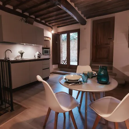 Donna Laura - بيت للعطل San Quirico dʼOrcia